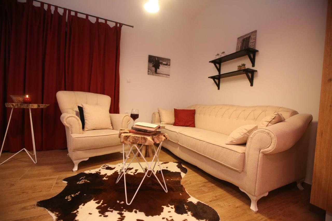 Apartman Delux Brkic Apartment Лозовац Екстериор снимка