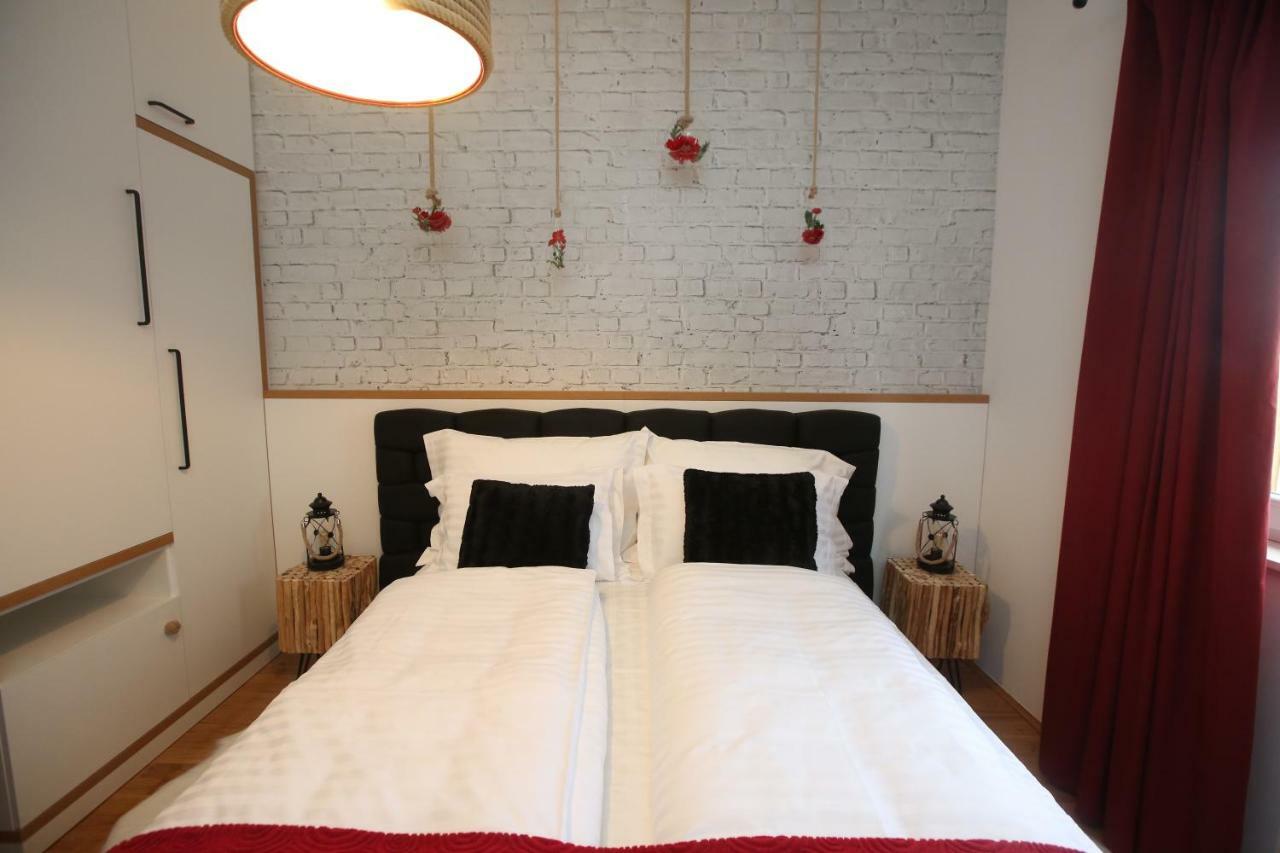 Apartman Delux Brkic Apartment Лозовац Екстериор снимка